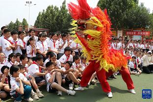 葡萄牙国家队官推晒海报祝贺农历新年：龙年快乐